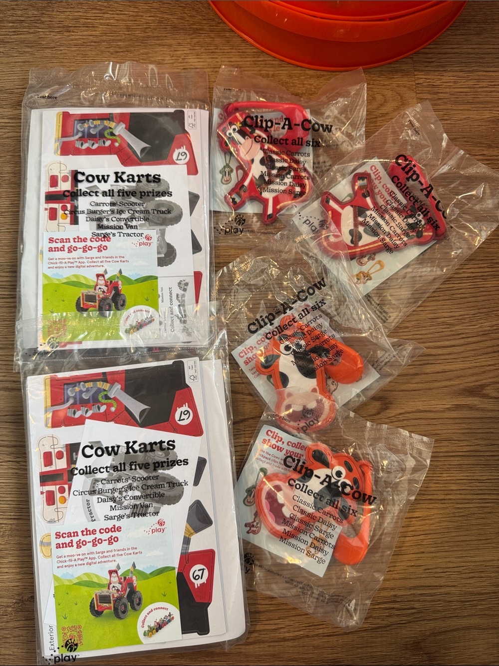 Chick Fil A Cow Meal Tractors and keychains Orange Kids - Clip-On Toy Set